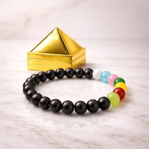 vastu-pyramid-with-money-magnet-chakra-bracelet